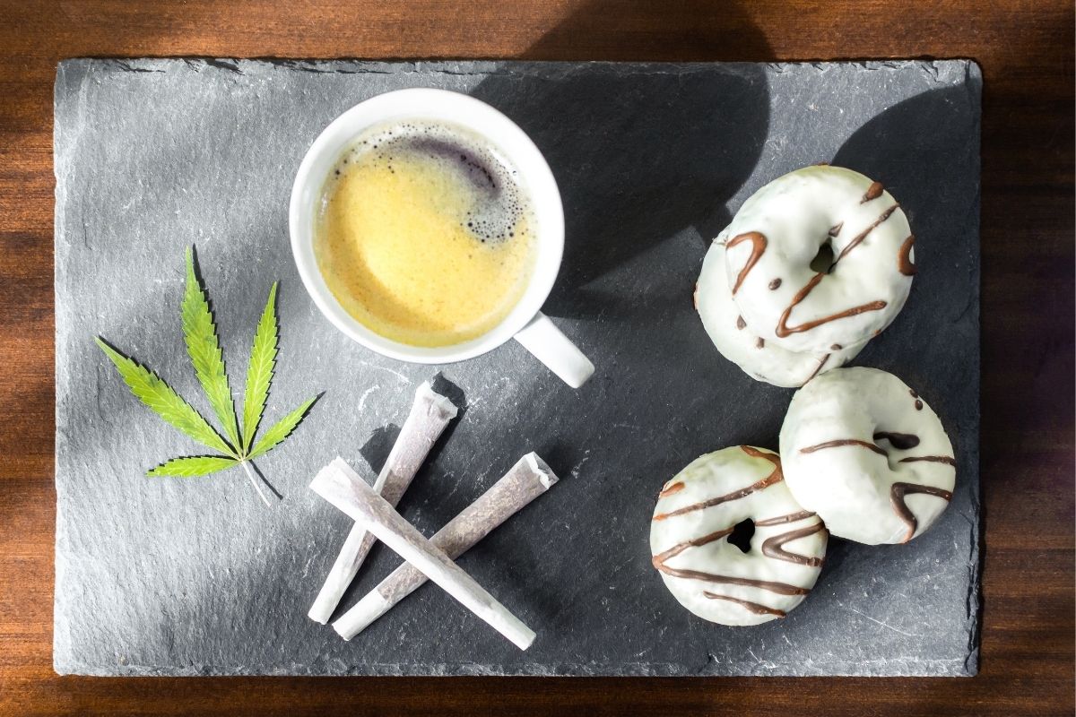 10 Rules For The Perfect Wake And Bake